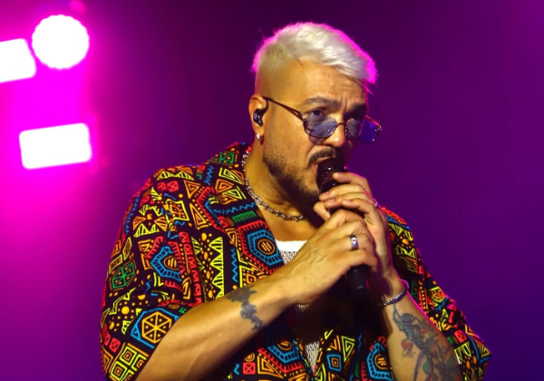 Após críticas por superlotação, camarote cancela apresentação de Belo na Sapucaí 