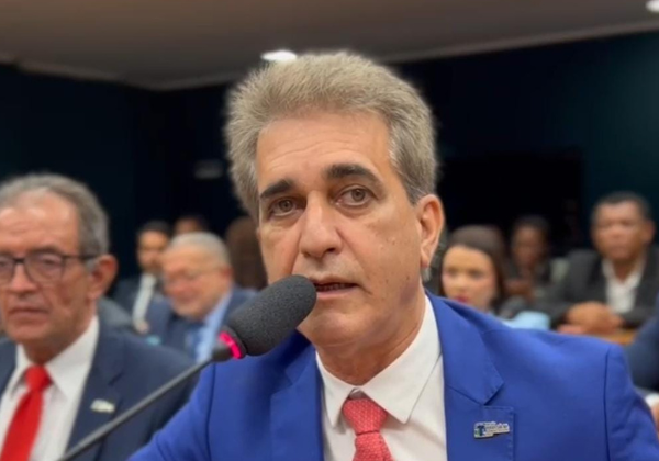 Deputado cobra ACM Neto por 'equívocos' de relator ligado a Tarcísio no PL Antifacção