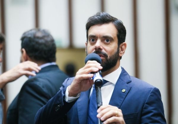 Jerônimo espalha fake news ao dizer que ACM Neto não será candidato a governador, afirma Correia