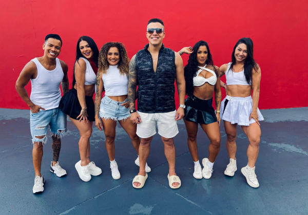 Mambolada lança música e clipe em nova fase da banda