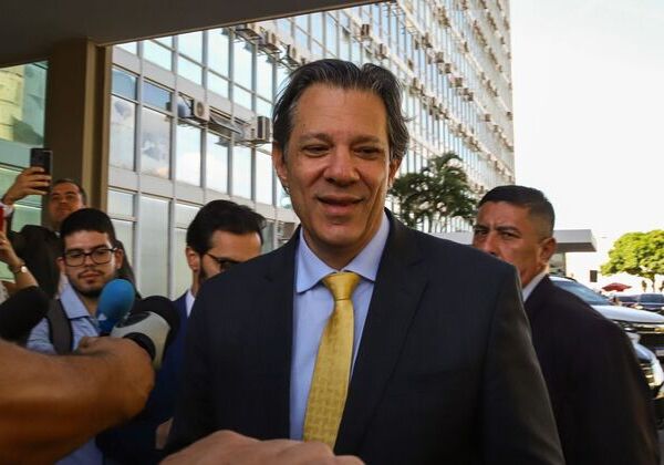 'Foi um golaço', diz Haddad sobre aprovação da isenção do IR na Câmara