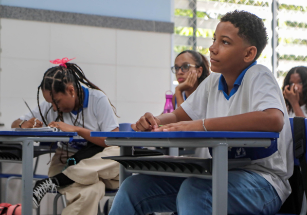 Alunos da rede municipal participam do Sistema de Avaliação Baiano de Educação