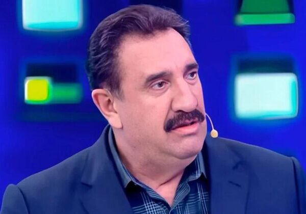 Ratinho é obrigado por juiz a se retratar ou provar acusações contra Chico Buarque