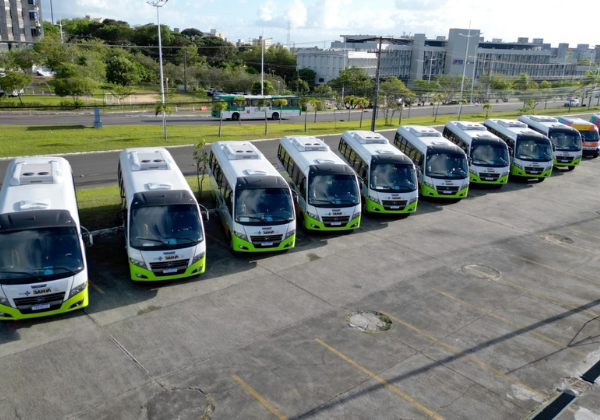 Municípios do interior recebem novos micro-ônibus para transporte na saúde