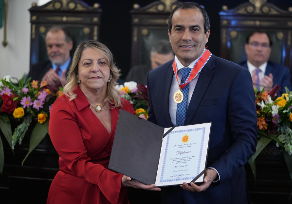 Bruno Reis é homenageado com Medalha do Mérito Judiciário e destaca parceria com o TJ-BA