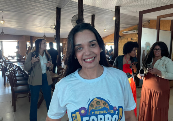 Prefeita de Lençóis destaca programação diurna e reforça valorização do forró autêntico no Festival de Forró