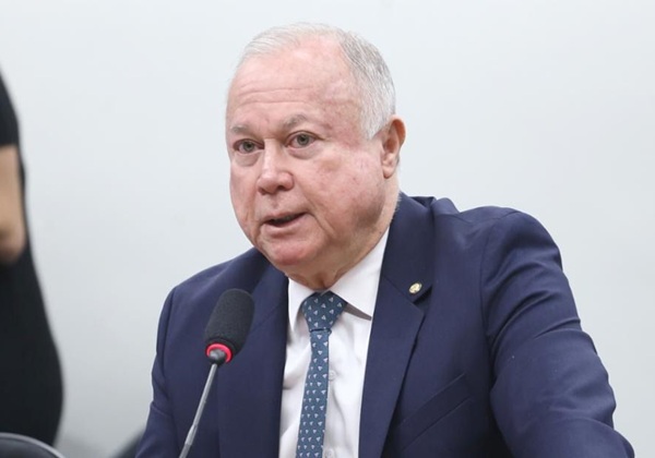 ‘ACM Neto lidera com folga mesmo com uma campanha sem precedentes do gabinete do ódio do PT’, diz Azi