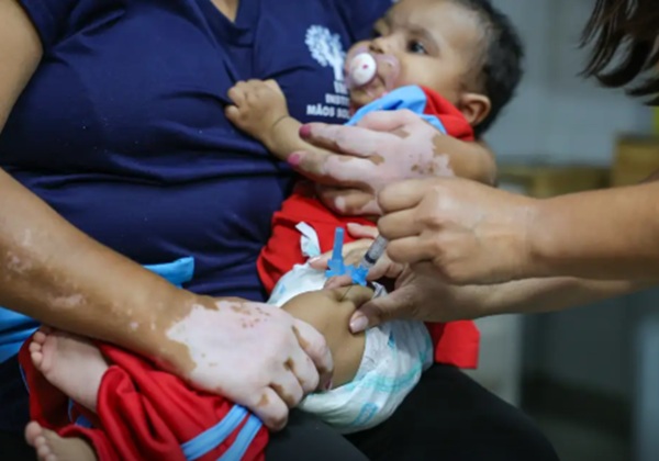 Casos de coqueluche crescem e provocam internações e mortes