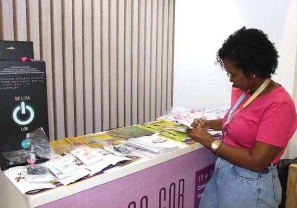 Secretarias da Saúde e de Políticas para as Mulheres realizam ações de prevenção e bem-estar