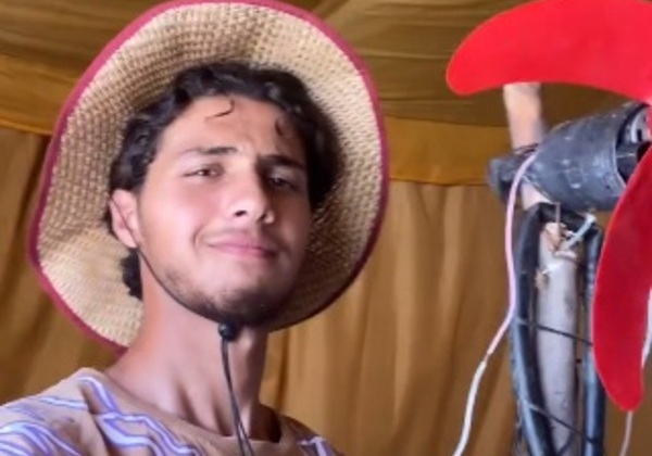 Influenciador palestino relata vida em Gaza no Instagram para 2 mi de seguidores