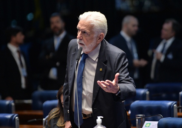 CDH aprova proposta de Wagner que cria cotas de produtos indígenas e quilombolas na alimentação escolar