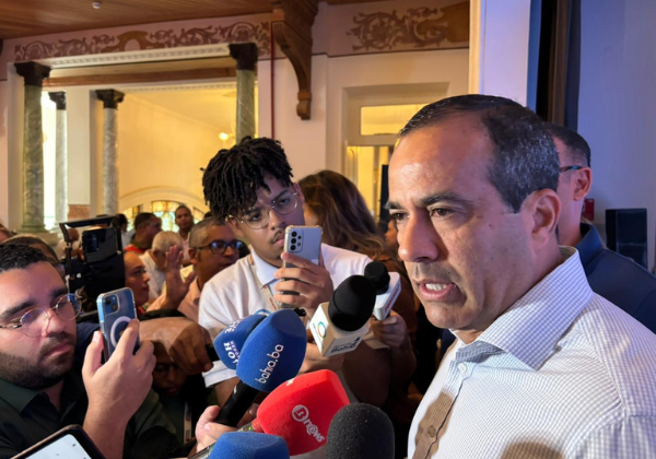 Bruno Reis sai em defesa de Rueda e diz que acusações sobre envolvimento com o PCC são ‘narrativa política’