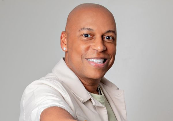 Délcio Luiz comanda roda de samba inédita em Salvador