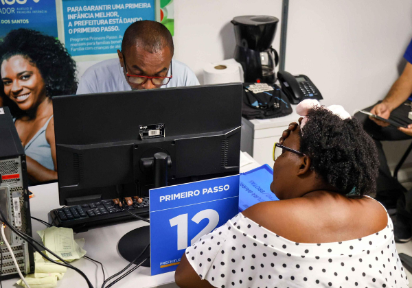 Mais de 3 mil ambulantes garantem vaga para trabalhar nas festas populares de Salvador