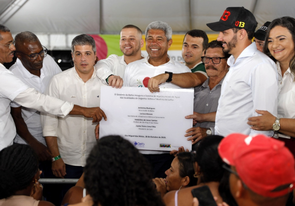 Jerônimo entrega obras e anuncia novos investimentos em São Miguel das Matas