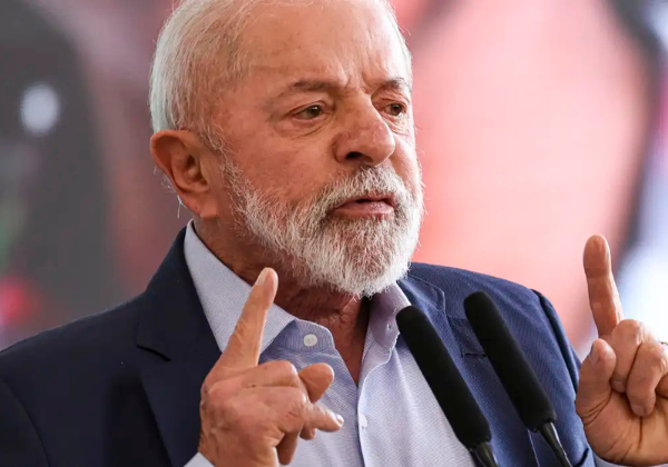 Lula chama América Latina de zona de paz e critica intervenções