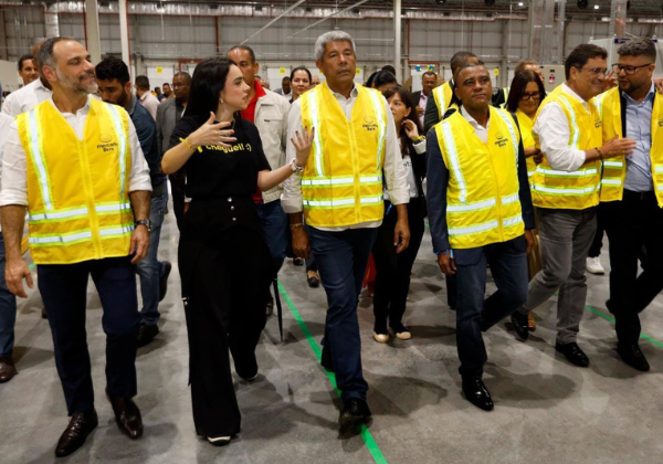 Novo centro de distribuição é inaugurado em Simões Filho e deve gerar 6,5 mil empregos