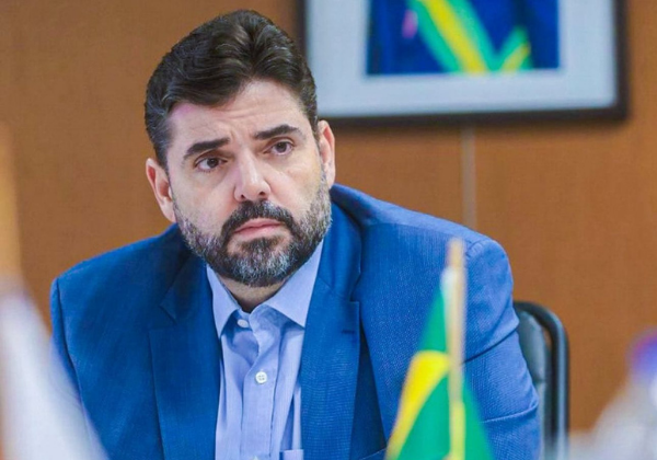 Loyola diz que edital de venda do Centro de Convenções está pronto para anúncio