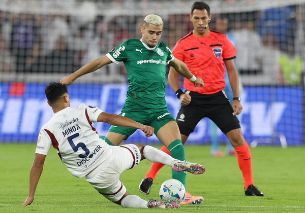 Palmeiras sente altitude de Quito, joga mal e perde de 3 a 0 para LDU