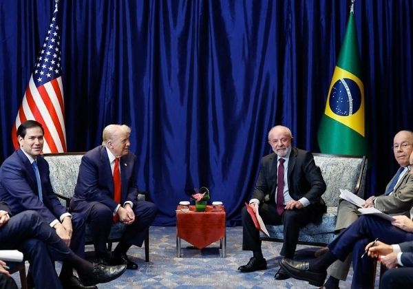 'Em três reuniões comigo, você vai perceber que Bolsonaro era nada', teria dito Lula a Trump