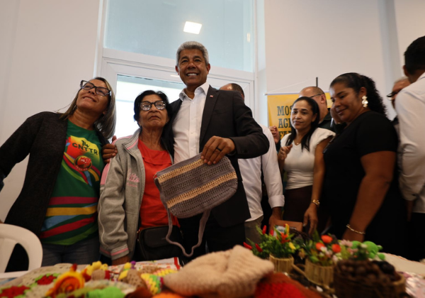Jerônimo Rodrigues reforça parceria com movimentos rurais em encontro da Fetag-BA