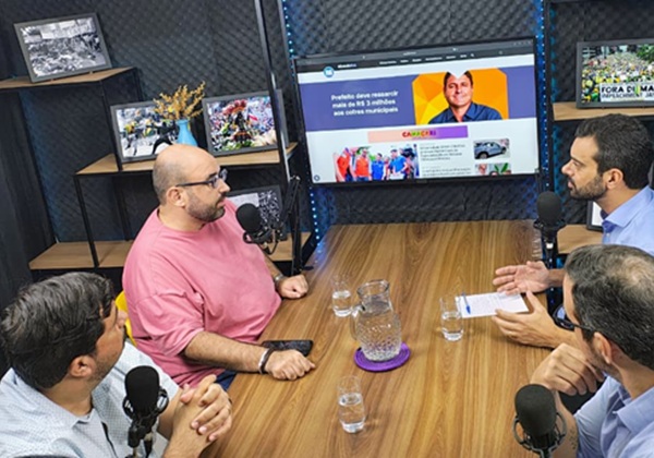 Deputado Tiago Correia é o convidado desta semana do podcast ‘Pinga Fogo’; assista