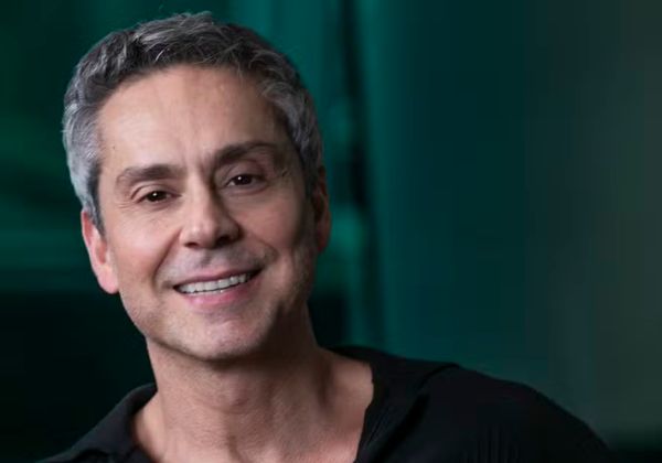 Alexandre Nero anuncia pausa na carreira  