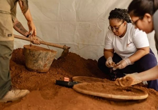 MP recomenda interdição de estacionamento que abriga cemitério de escravizados