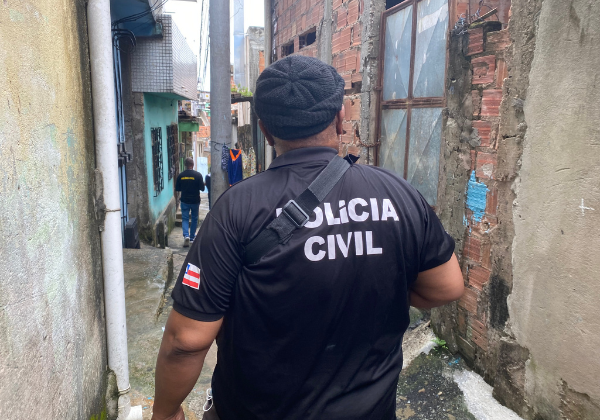 Homem é preso por agredir e ameaçar garotas de programa na Bahia