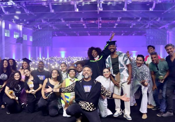 ‘O que eu vou ser se já cresci?’: Espetáculo musical volta em grande estilo e será exibida para milhares de estudantes
