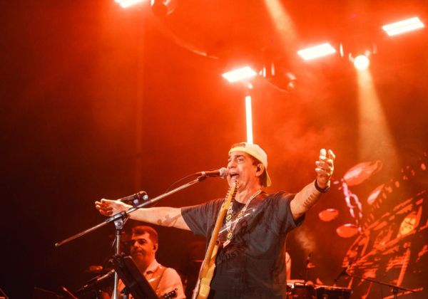 Durval Lelys antecipa a chegada do verão em Salvador com Sold Out e lançamento de música