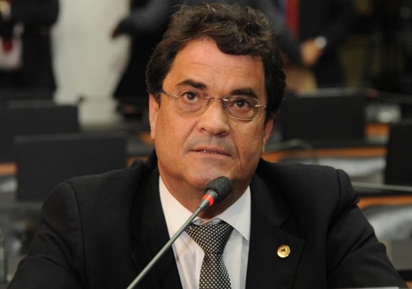 Angelo Almeida afirma que disputará reeleição para a Alba em 2026