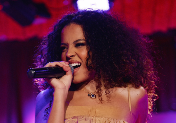 Liza Lou apresenta turnê ‘Doce Confusão’ em Salvador, na Casa de Mãe, nesta quinta (6)