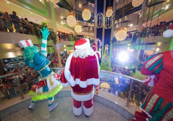 Chegada do Papai Noel e Festival de Natal inauguram temporada de luzes e magia no Shopping Barra