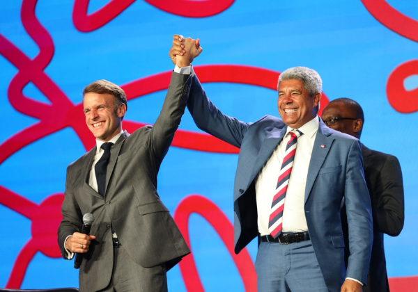 Jerônimo Rodrigues, Margareth Menezes e Emmanuel Macron abrem festival Brasil–França no MAM