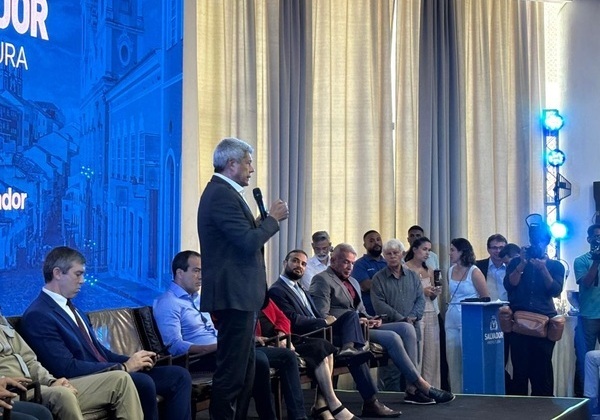 'Ficaria repreensivo se não fosse chamado', diz Jerônimo sobre convite de Bruno a evento sobre segurança