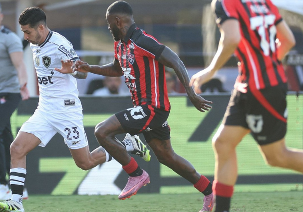 Vitória empata sem gols com Botafogo e pode voltar para zona de rebaixamento