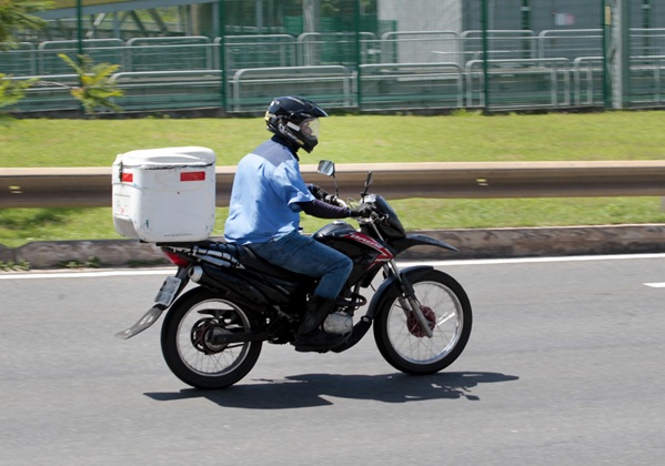 Menos da metade dos trabalhadores de aplicativos contribui para a Previdência