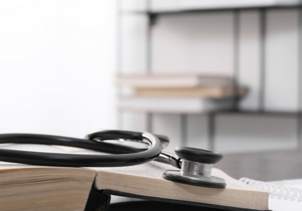 Bahia abre 60 vagas para estudantes de baixa renda cursarem medicina em Cuba