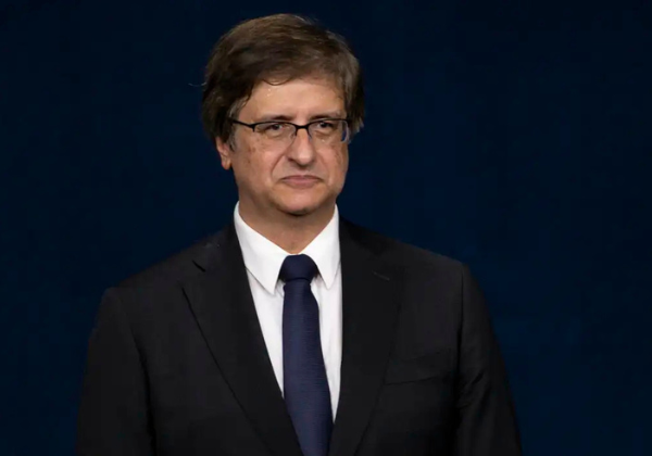 Filho de Procurador-geral da República pediu viagem custeada por Vorcaro, diz PF
