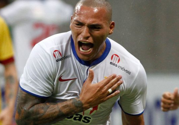 Ex-jogador do Bahia está entre vítimas de fraude no FGTS investigada pela PF