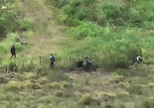 Drone registra criminosos em área de mata antes de serem mortos pela polícia no Recôncavo