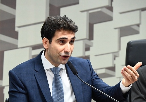 Presidente do Banco Central chama poupança de ‘Robin Hood às avessas’