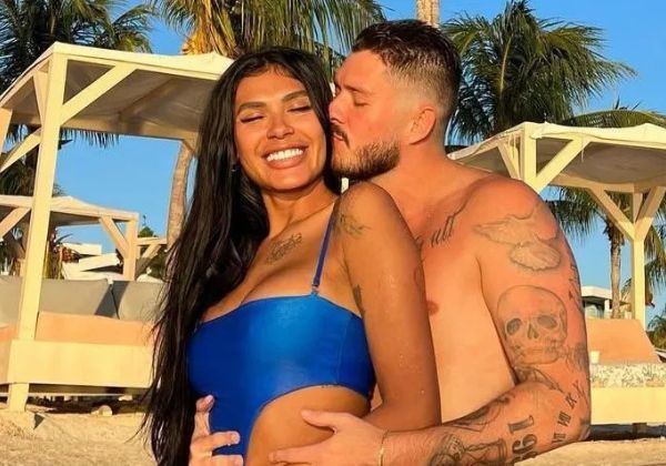 Pocah anuncia fim de relacionamento de seis anos com Ronan Souza 