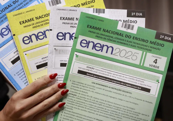 Inep divulga gabaritos oficiais do primeiro dia do Enem 2025