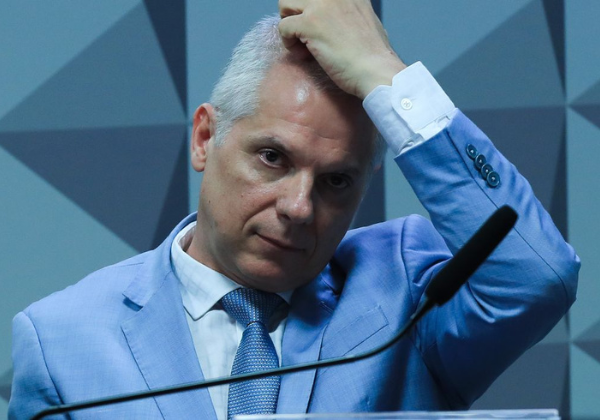 Ex-presidente do INSS recebia R$ 250 mil mensais em propina, aponta PF