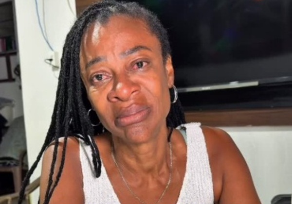 Influencer baiana chora ao perder conta no Instagram com mais de um milhão de seguidores