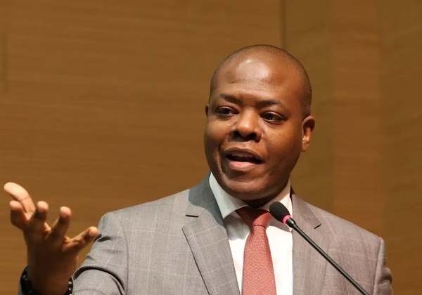 Polícia Federal indicia Silvio Almeida em inquérito que apura importunação sexual