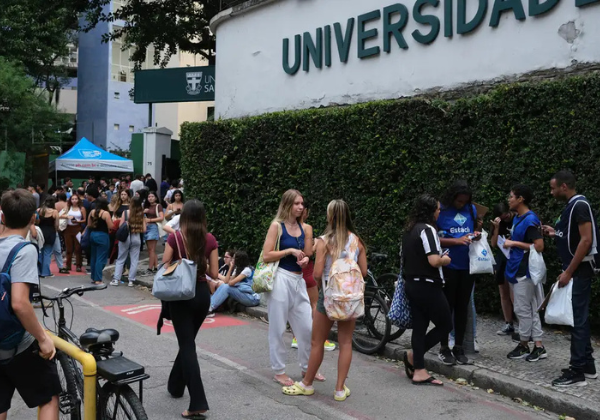 Enem 2025 realiza segundo dia de provas neste domingo (16) em todo o país