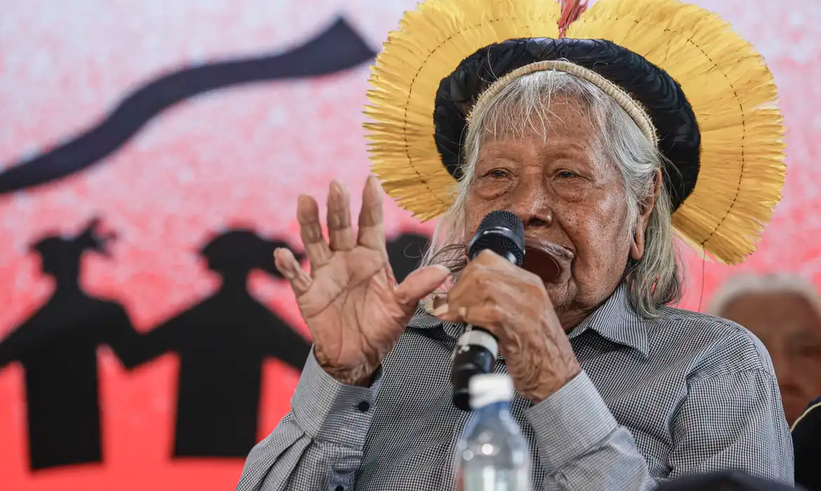 Ao encerrar Cúpula dos Povos, Cacique Raoni pede que luta continue